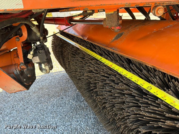image for item FV6003 2003 Broce CR 350 broom