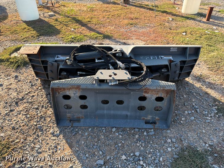 image for item FV6009 Case Construction/Grouser Products skid steer dozer blade
