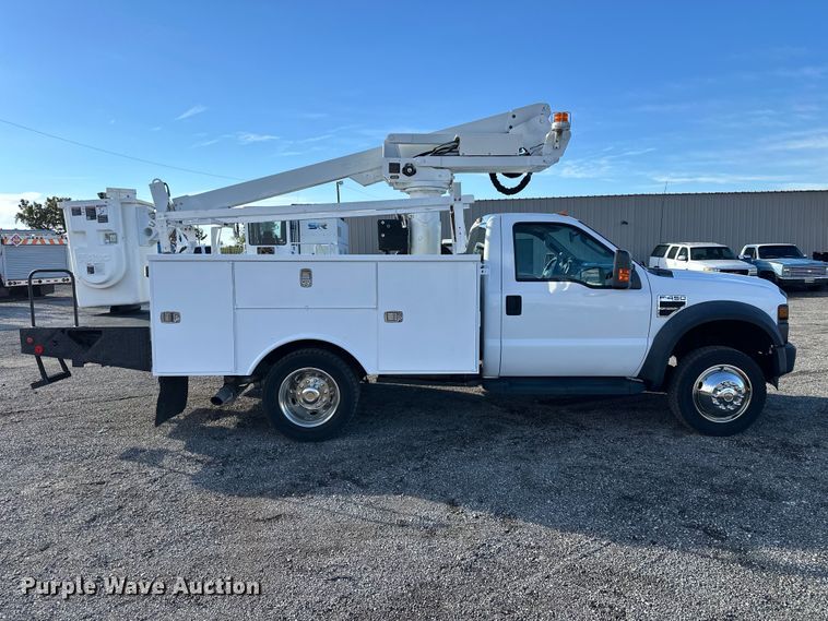 image for item FW3563 2009 Ford F450 Super Duty bucket truck