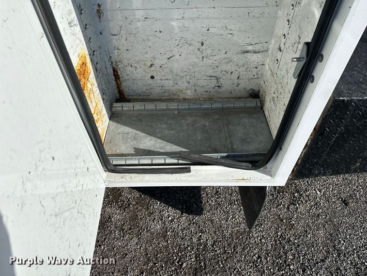 image for item FW3563 2009 Ford F450 Super Duty bucket truck
