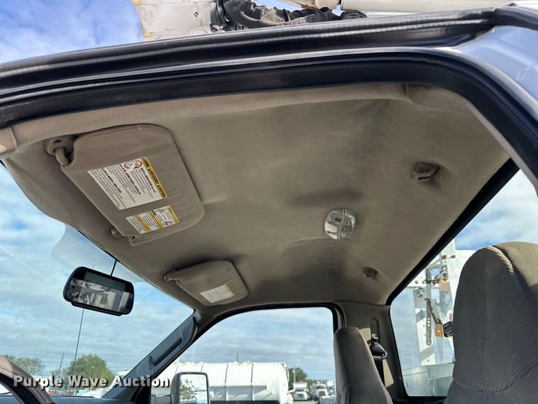 image for item FW3563 2009 Ford F450 Super Duty bucket truck