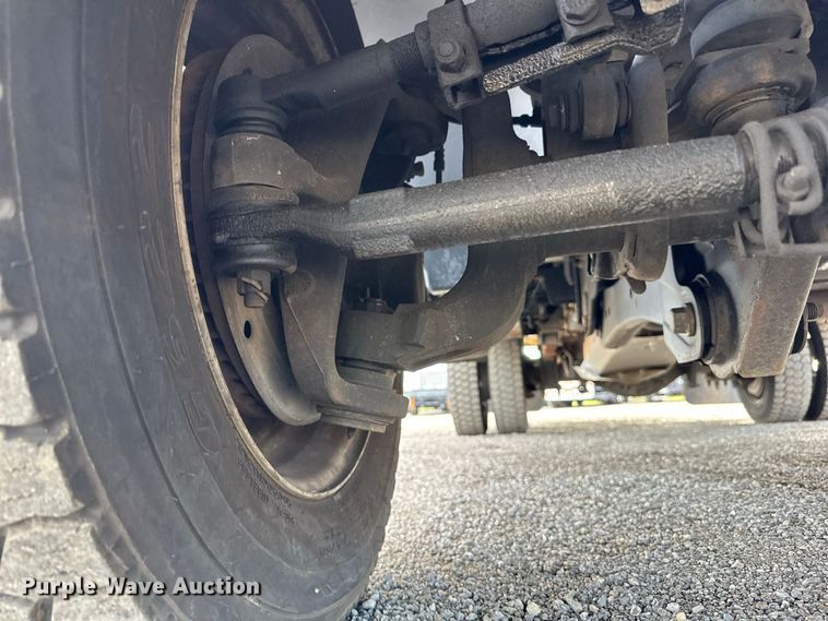 image for item FW3563 2009 Ford F450 Super Duty bucket truck