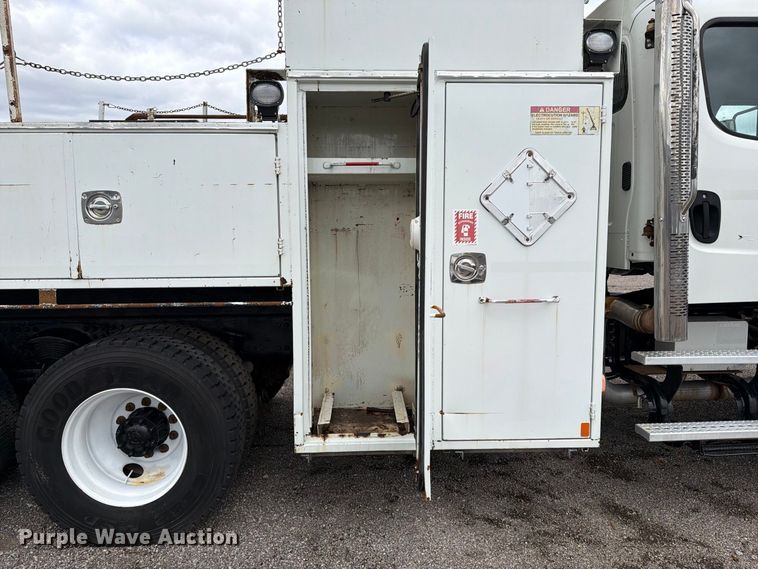 image for item FW3567 2008 Freightliner Business Class M2 Crew Cab crane truck