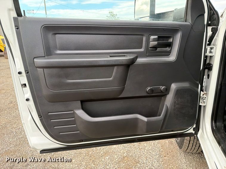 image for item FW3573 2012 Dodge Ram 3500 utility bed pickup truck