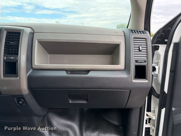 image for item FW3573 2012 Dodge Ram 3500 utility bed pickup truck