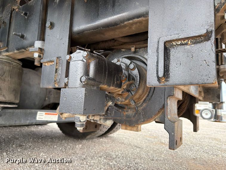 image for item FW3574 2011 International WorkStar 7400 crane truck
