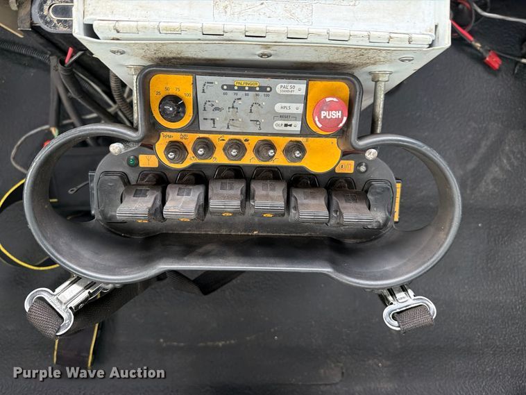 image for item FW3574 2011 International WorkStar 7400 crane truck