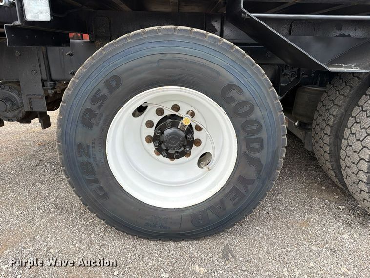 image for item FW3574 2011 International WorkStar 7400 crane truck