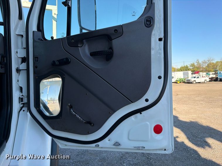 image for item FW3580 2010 Freightliner Business Class M2 Crew Cab crane truck