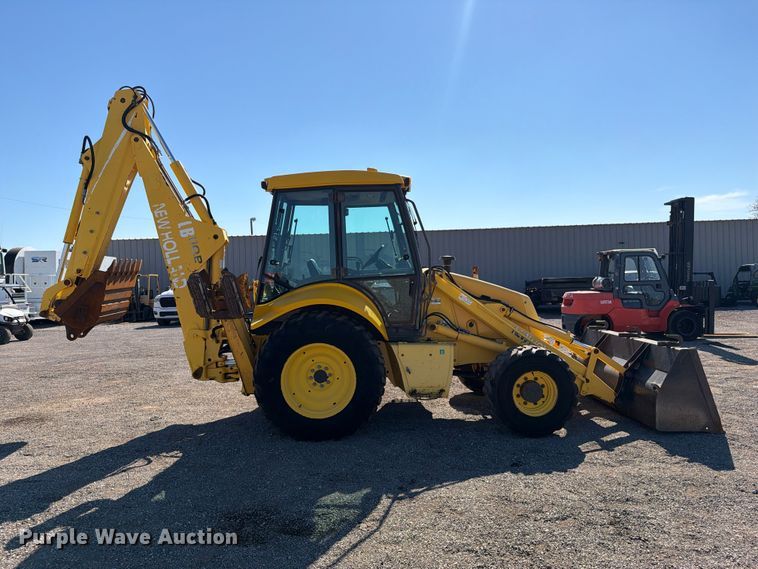 image for item FW3584 2005 New Holland LB110B backhoe