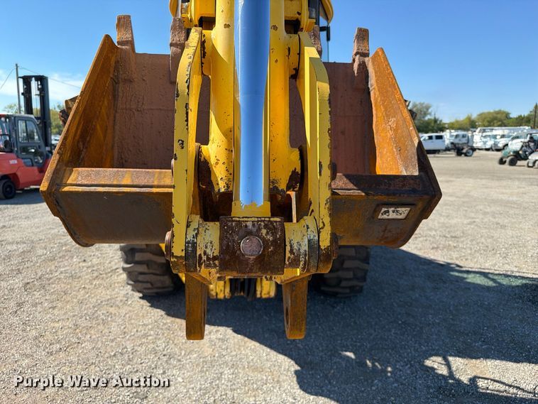 image for item FW3584 2005 New Holland LB110B backhoe