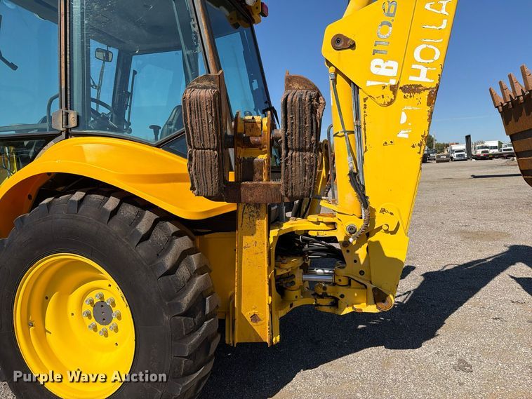image for item FW3584 2005 New Holland LB110B backhoe