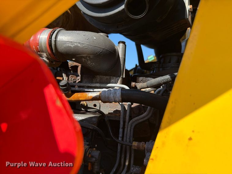 image for item FW3584 2005 New Holland LB110B backhoe