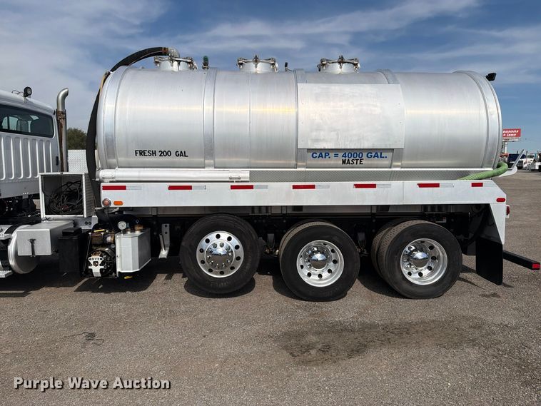 image for item FW3589 2015 Freightliner 114SD vacuum truck