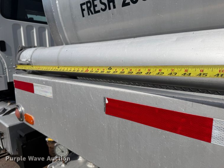 image for item FW3589 2015 Freightliner 114SD vacuum truck