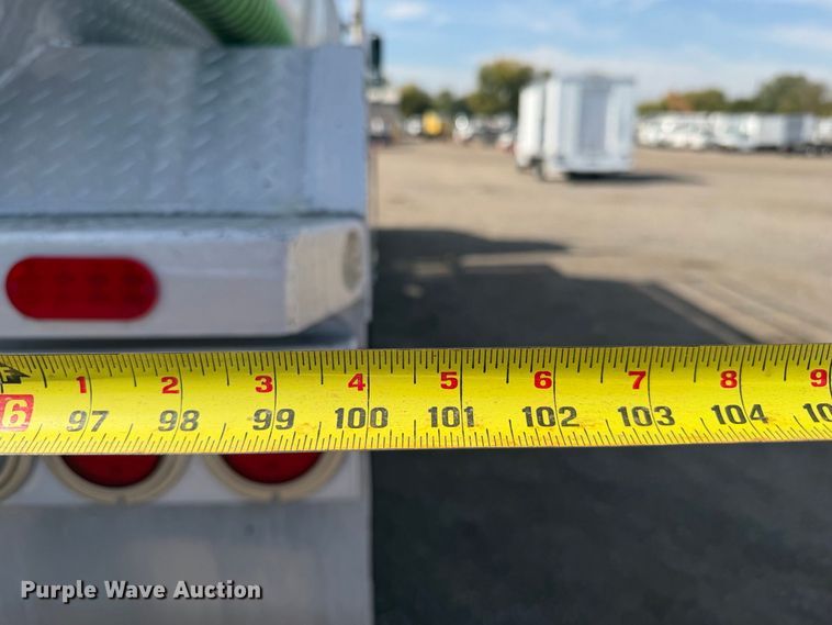 image for item FW3589 2015 Freightliner 114SD vacuum truck