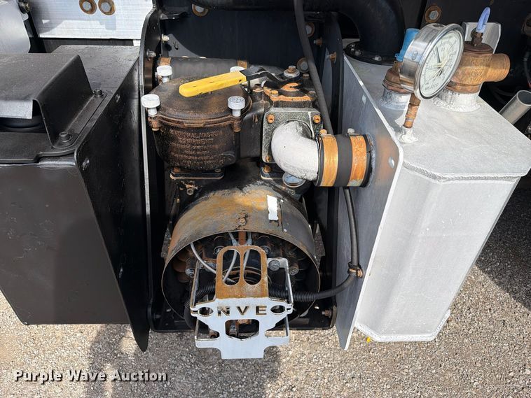 image for item FW3589 2015 Freightliner 114SD vacuum truck