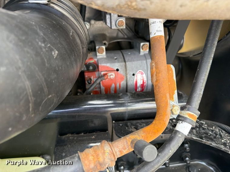 image for item FW3589 2015 Freightliner 114SD vacuum truck