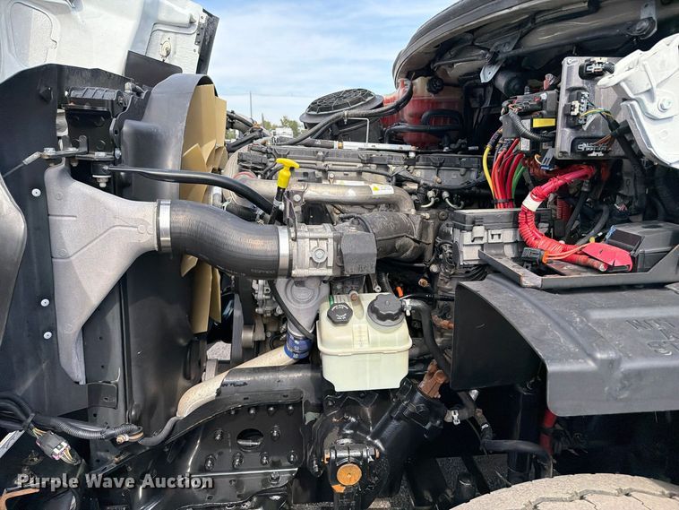 image for item FW3589 2015 Freightliner 114SD vacuum truck