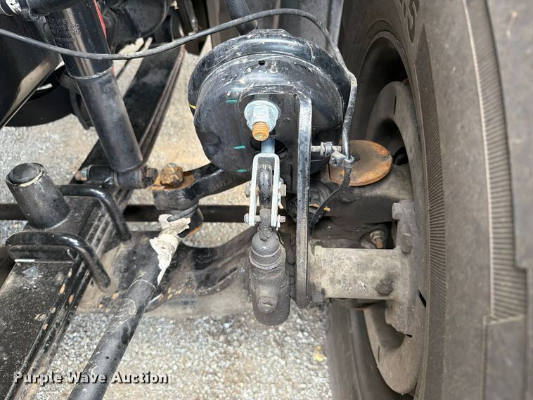 image for item FW3589 2015 Freightliner 114SD vacuum truck