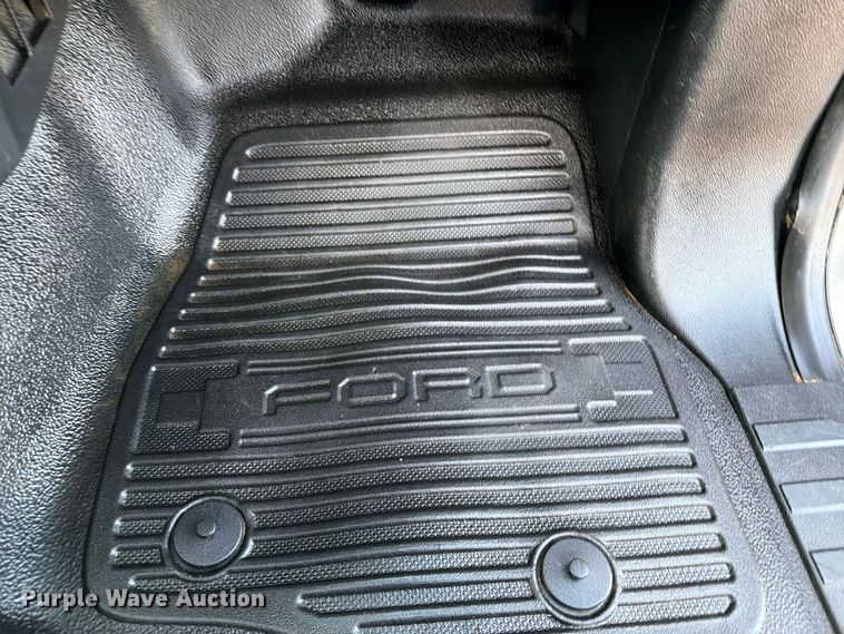 image for item FW3594 2019 Ford F550 Super Duty dump truck