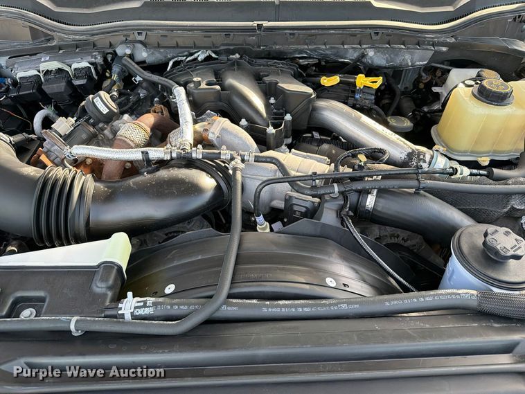 image for item FW3594 2019 Ford F550 Super Duty dump truck