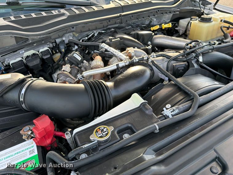 image for item FW3594 2019 Ford F550 Super Duty dump truck