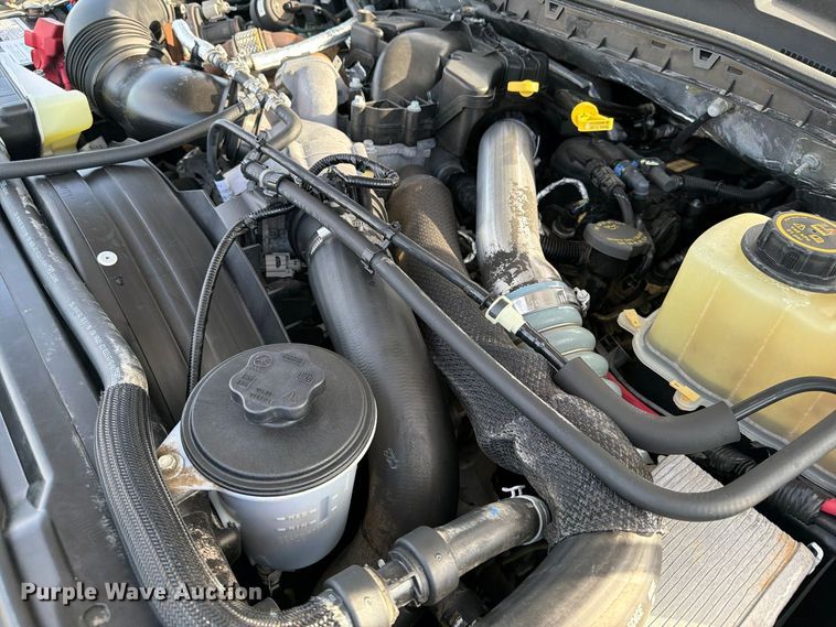 image for item FW3594 2019 Ford F550 Super Duty dump truck