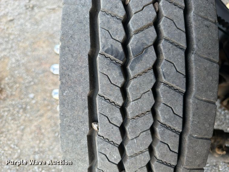 image for item FW3594 2019 Ford F550 Super Duty dump truck