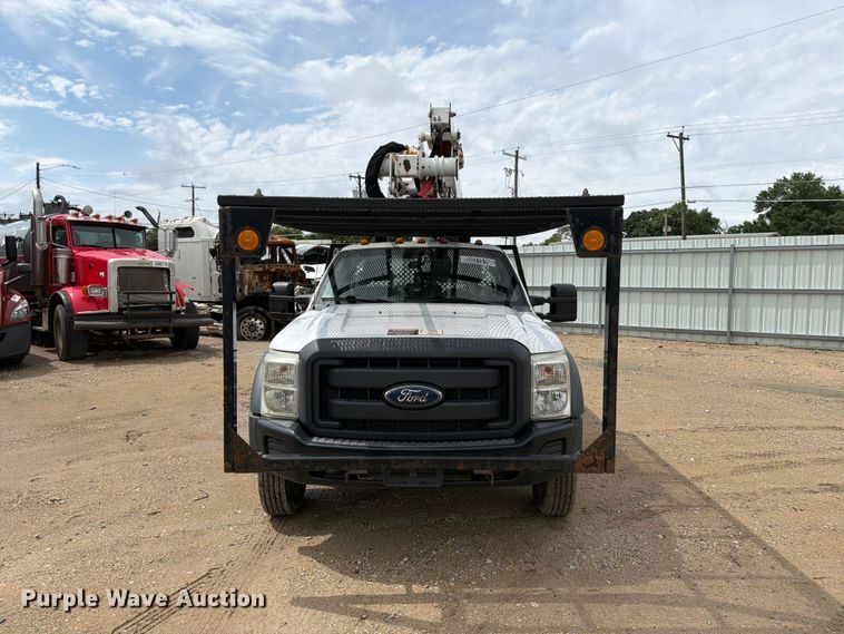 image for item YA3287 2016 Ford F550 Super Duty bucket truck