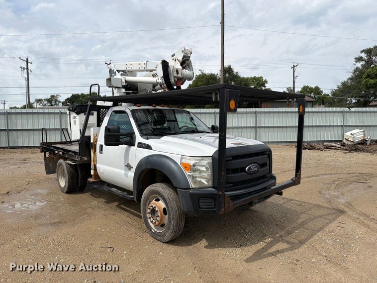 image for item YA3287 2016 Ford F550 Super Duty bucket truck