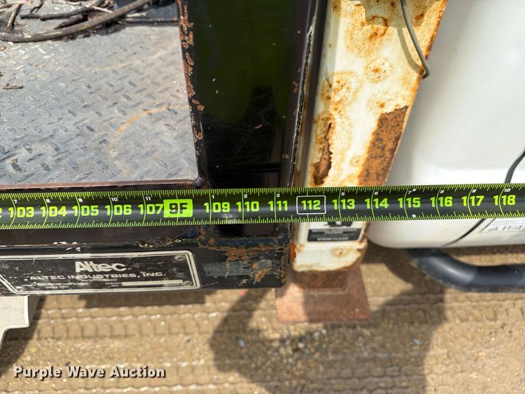 image for item YA3287 2016 Ford F550 Super Duty bucket truck