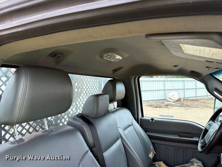 image for item YA3287 2016 Ford F550 Super Duty bucket truck