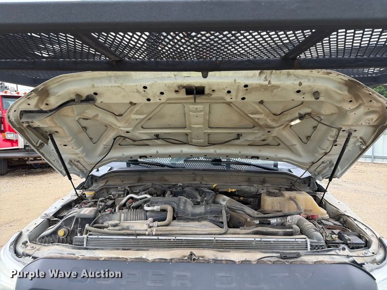 image for item YA3287 2016 Ford F550 Super Duty bucket truck