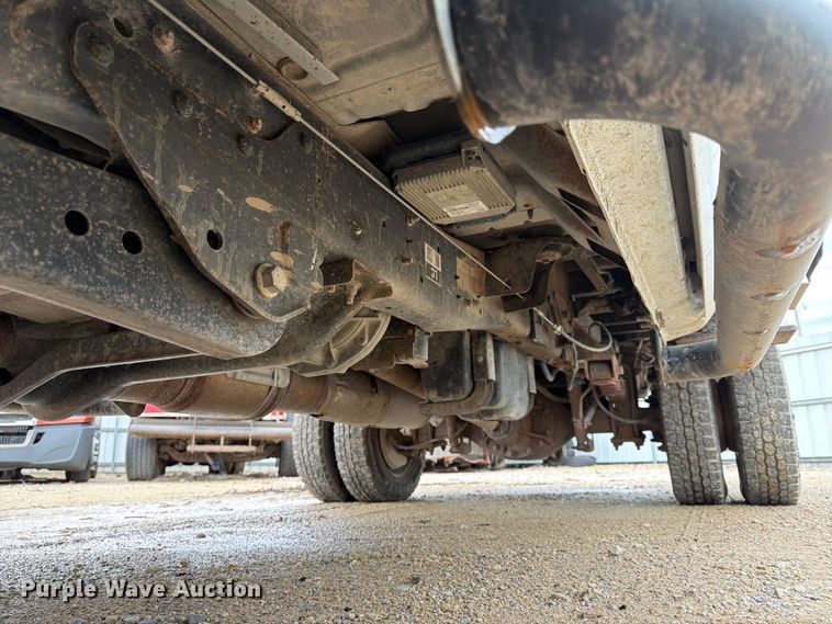 image for item YA3287 2016 Ford F550 Super Duty bucket truck