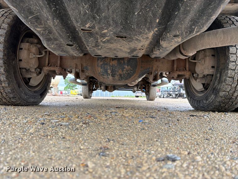 image for item YA3287 2016 Ford F550 Super Duty bucket truck