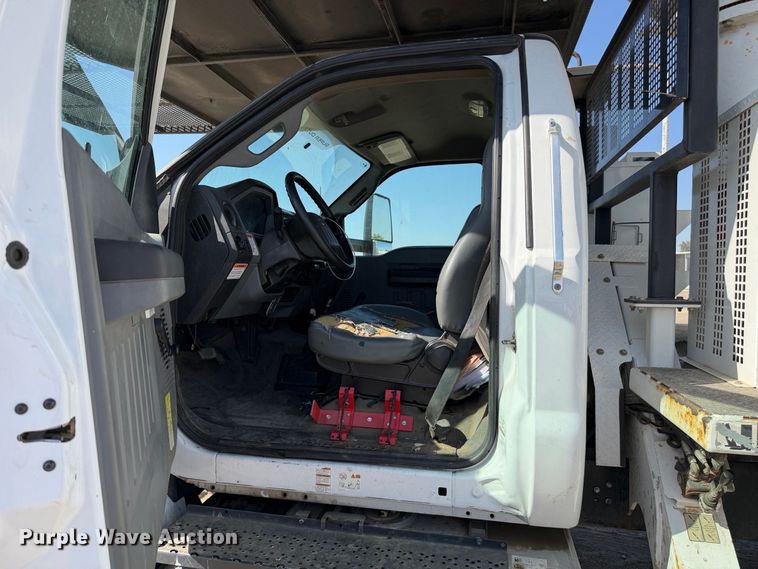 image for item YA4527 2016 Ford F750 Super Duty forestry bucket truck