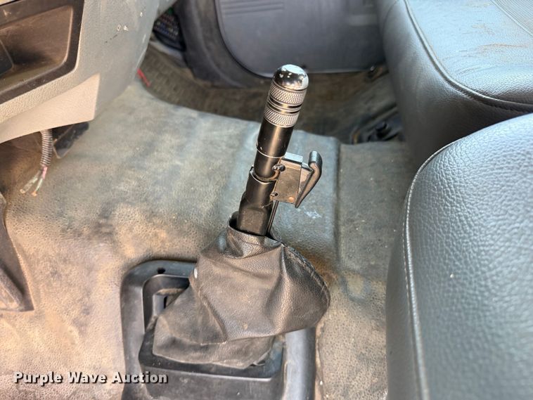 image for item YA4527 2016 Ford F750 Super Duty forestry bucket truck