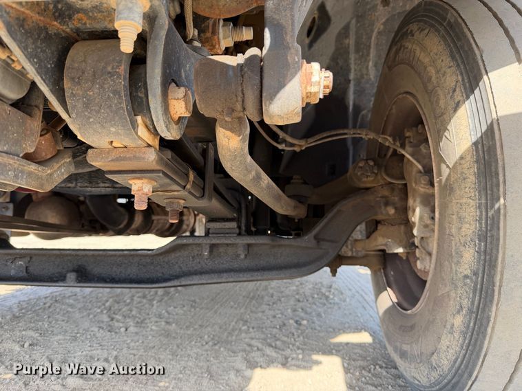 image for item YA4527 2016 Ford F750 Super Duty forestry bucket truck