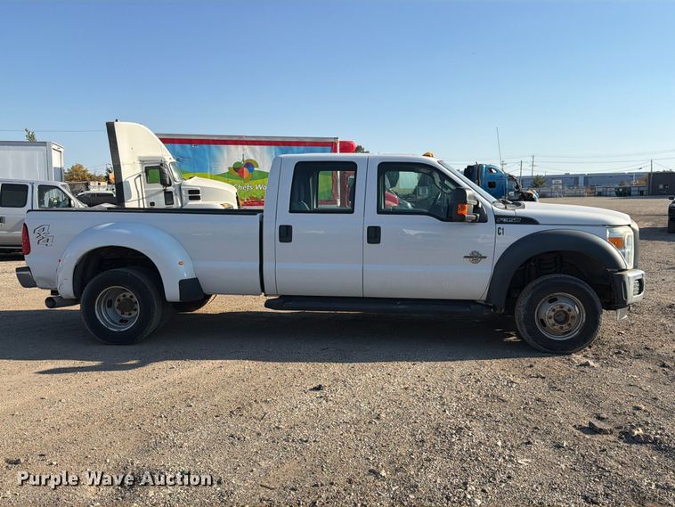 image for item YA5136 2015 Ford F350 Super Duty Crew Cab pickup truck