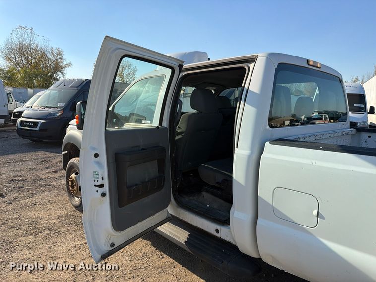 image for item YA5136 2015 Ford F350 Super Duty Crew Cab pickup truck