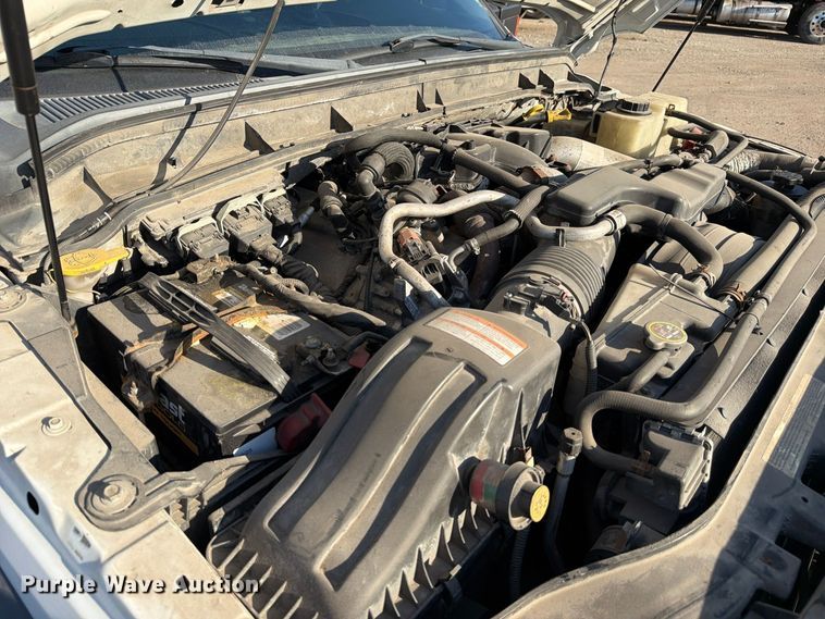 image for item YA5136 2015 Ford F350 Super Duty Crew Cab pickup truck