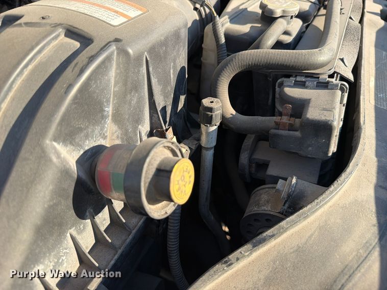 image for item YA5136 2015 Ford F350 Super Duty Crew Cab pickup truck