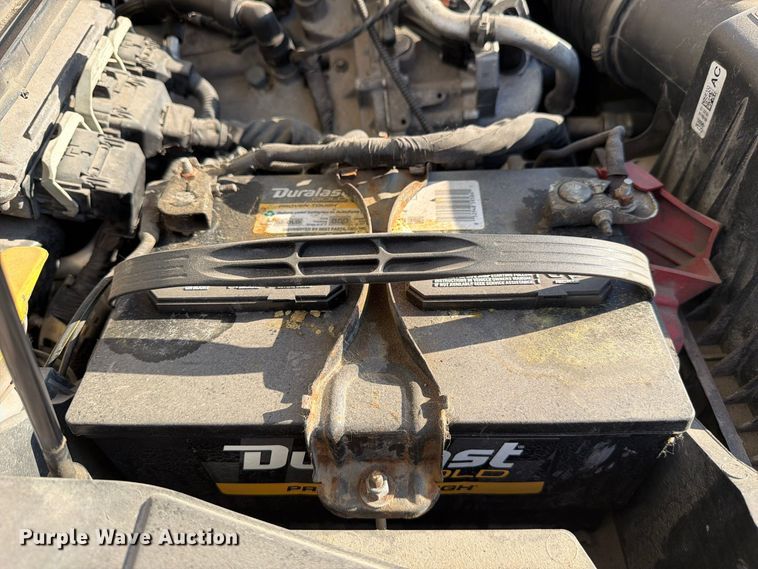 image for item YA5136 2015 Ford F350 Super Duty Crew Cab pickup truck
