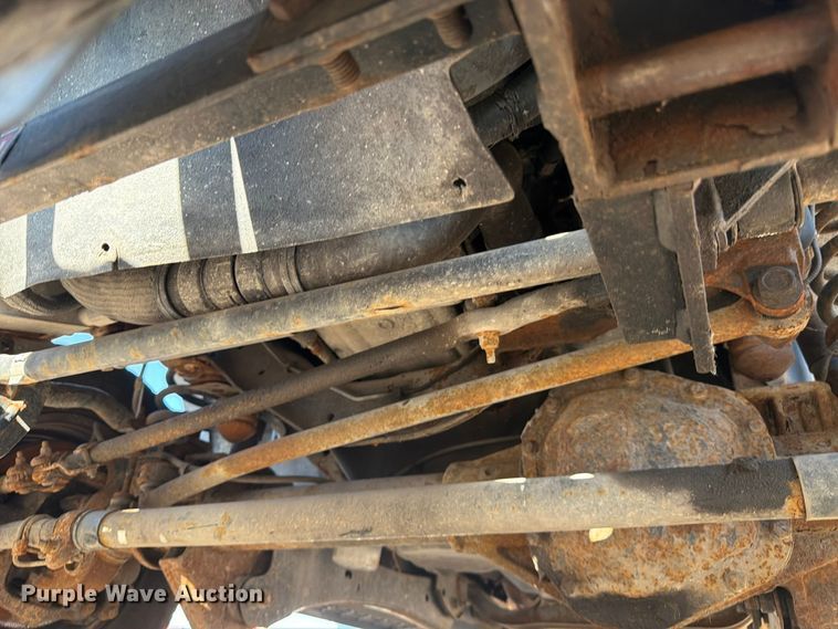 image for item YA5136 2015 Ford F350 Super Duty Crew Cab pickup truck