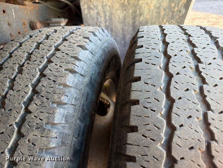 image for item YA5136 2015 Ford F350 Super Duty Crew Cab pickup truck