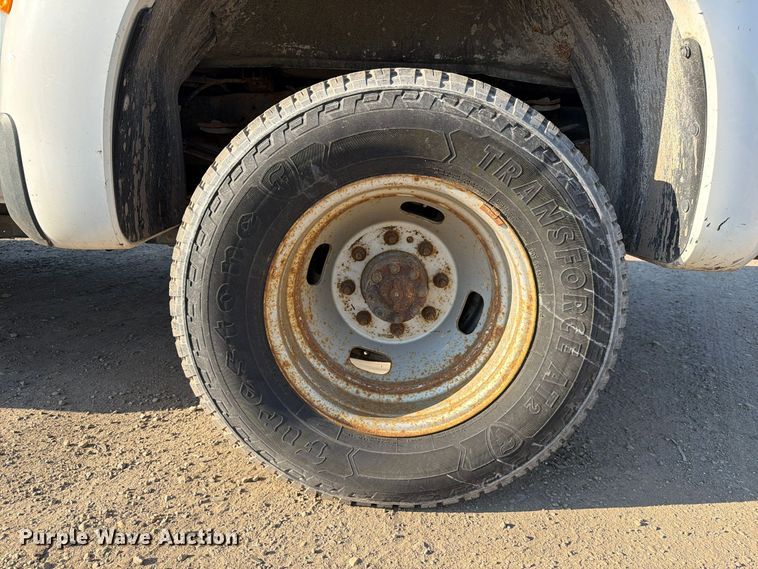 image for item YA5136 2015 Ford F350 Super Duty Crew Cab pickup truck