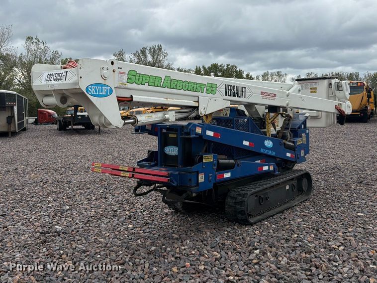 image for item YA5155 2016 Versalift MA53TD tracked boom lift