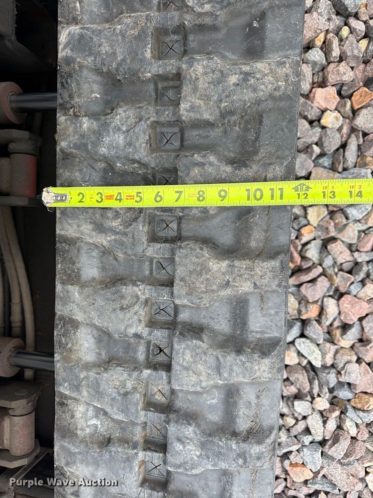 image for item YA5155 2016 Versalift MA53TD tracked boom lift