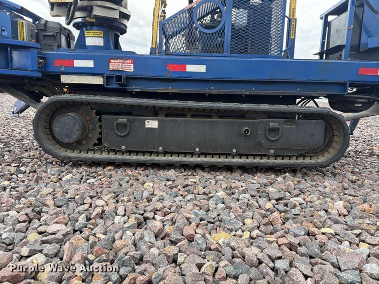 image for item YA5155 2016 Versalift MA53TD tracked boom lift
